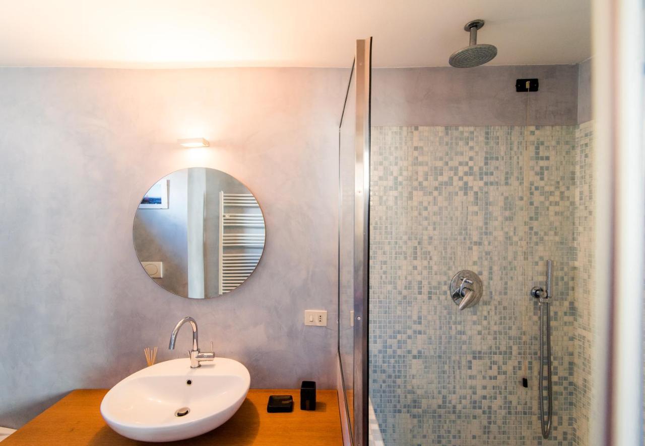 Antica Via Volta - The House Of Travelers Apartment Como Exterior photo