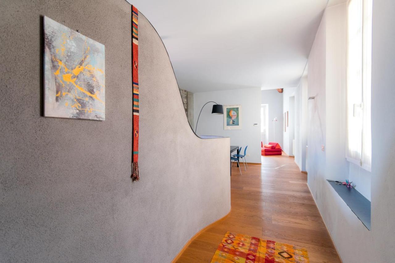 Antica Via Volta - The House Of Travelers Apartment Como Exterior photo