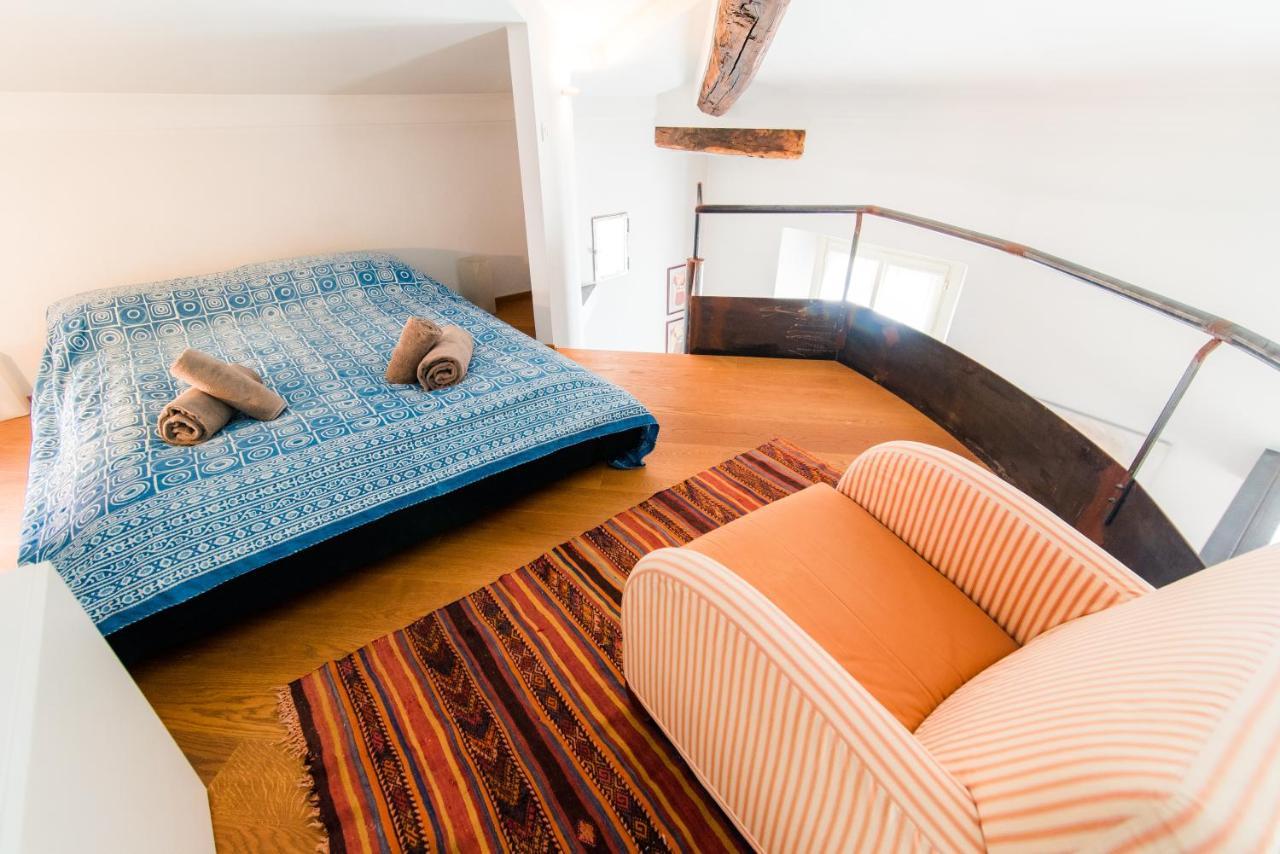 Antica Via Volta - The House Of Travelers Apartment Como Exterior photo