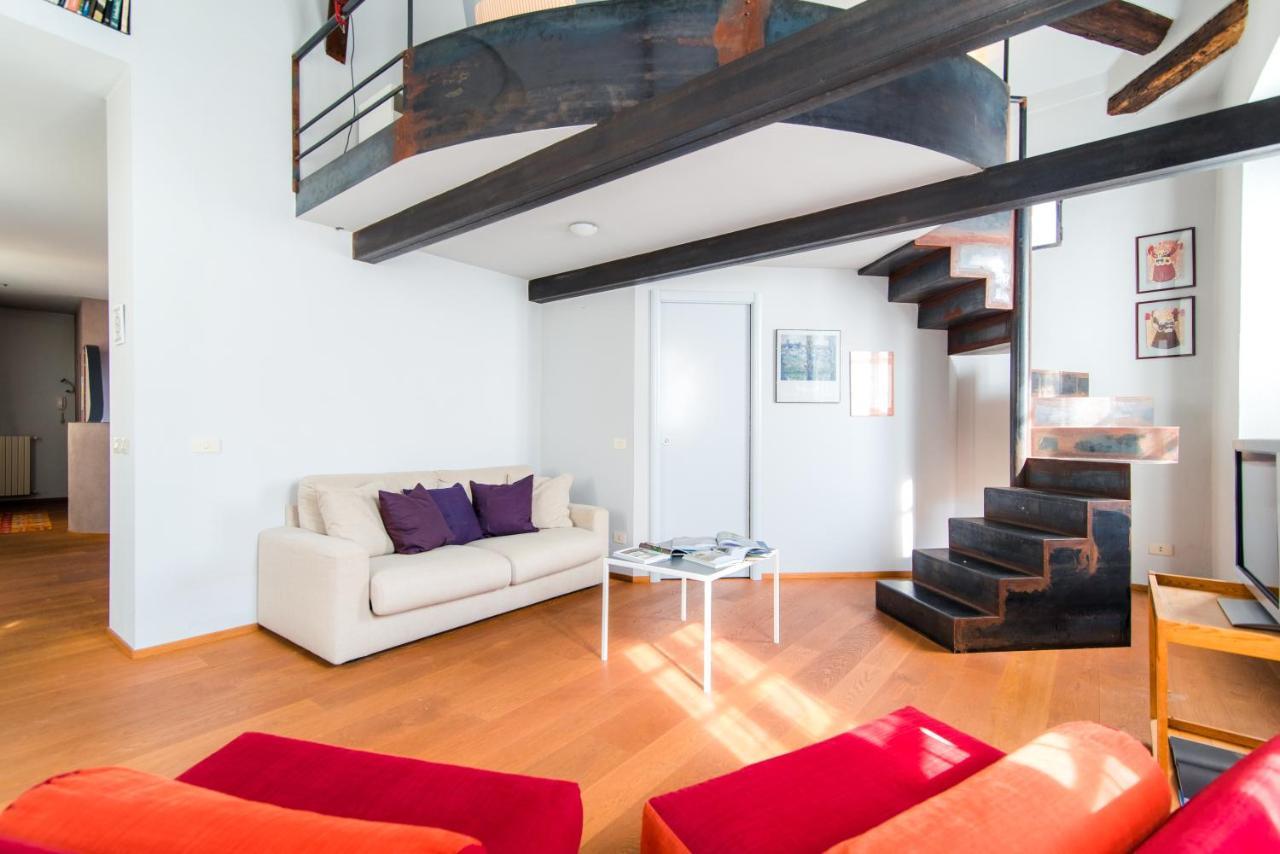 Antica Via Volta - The House Of Travelers Apartment Como Exterior photo
